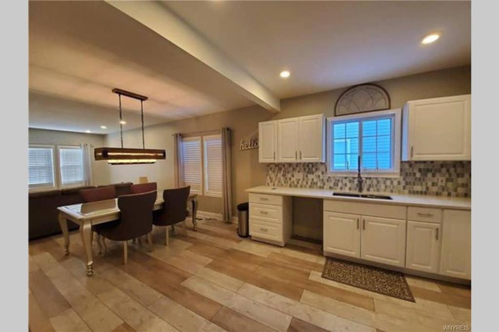 Luxury Private Home In The Heart Of Niagara Falls Ngoại thất bức ảnh