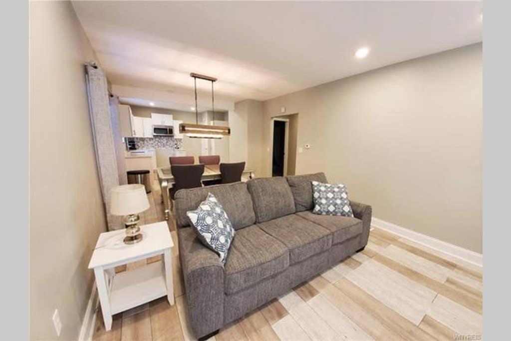 Luxury Private Home In The Heart Of Niagara Falls Ngoại thất bức ảnh