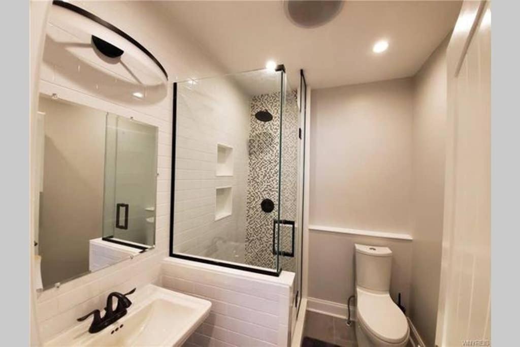 Luxury Private Home In The Heart Of Niagara Falls Ngoại thất bức ảnh